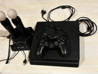 PlayStation 4 Slim 1TB Sony + Accessori