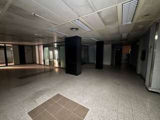 Local comercial en venta en La Prosperitat en Barcelona