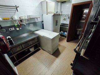 Local comercial en venta en Parque Lisboa - La Paz en Alcorcón