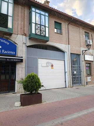 Garaje en venta en Sevilla la Nueva
