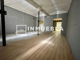 Local comercial en alquiler en Sant Antoni en Barcelona