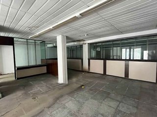 Local comercial en venta en Font Pudenta – Can Sant Joan en Montcada i Reixac