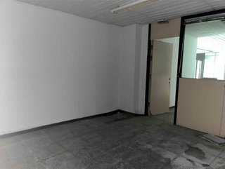Local comercial en venta en Font Pudenta – Can Sant Joan en Montcada i Reixac