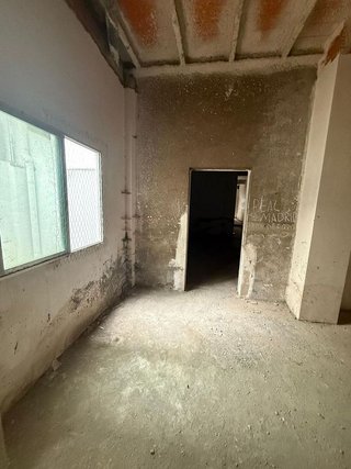 Local comercial en alquiler en Montolivet en Valencia