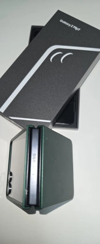 Samsung Galaxy Z Flip7 5G - 2 semanas de uso