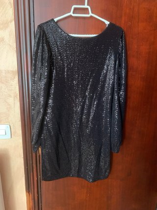 Vestido negro lentejuelas