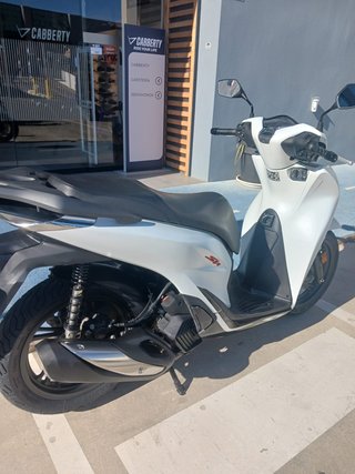 Honda SH 125 Sport Blanca