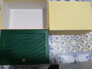 Caja Rolex Verde y Amarilla