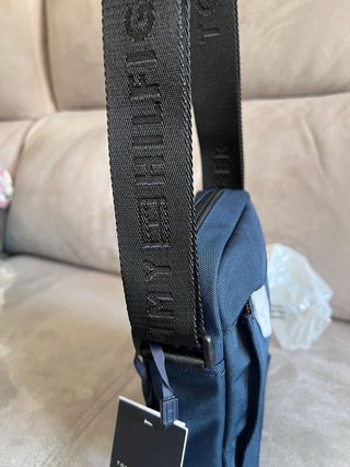 Bandolera Tommy Hilfiger Azul Marino nueva