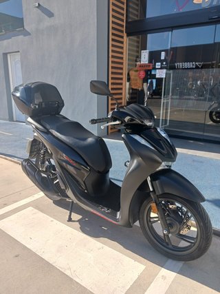 Honda SH 125 Sport Negra