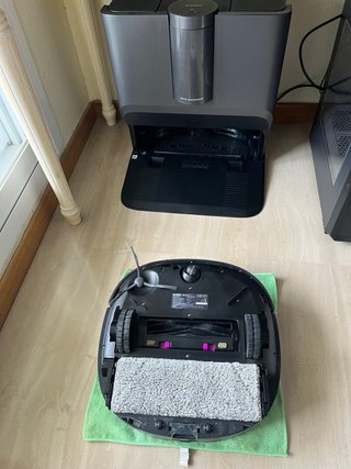 Robot Aspirador EUREKA J20 con Autolimpieza