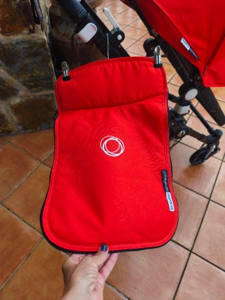 Capota y cubrepies Bugaboo Camaleon