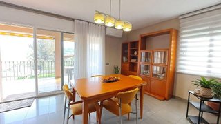 Chalet en venta en Abrera
