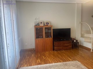 Casa adosada en venta en Portillejo - Valdegastea en Logroño