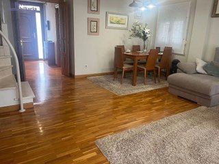 Casa adosada en venta en Portillejo - Valdegastea en Logroño