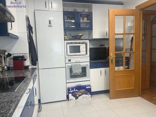 Casa adosada en venta en Portillejo - Valdegastea en Logroño