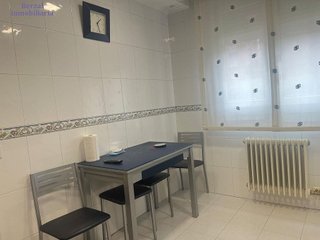 Casa adosada en venta en Portillejo - Valdegastea en Logroño
