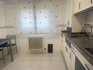 Casa adosada en venta en Portillejo - Valdegastea en Logroño