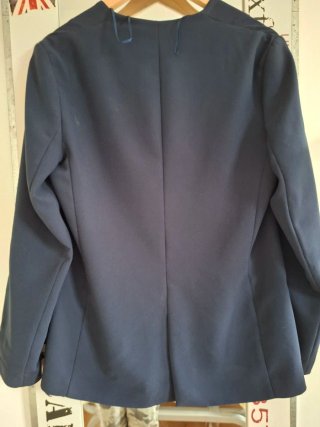 Traje Zara crepé azul marino