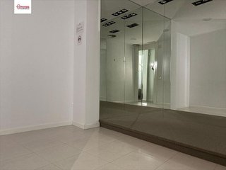 Local comercial en alquiler en Centro en Burgos