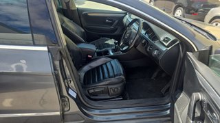 Volkswagen Passat CC 2011