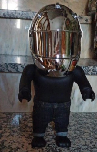 Figura Bulldog Jack Jones con Casco