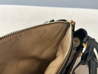 Guess Bolso de mano con logotipo (como nuevo)