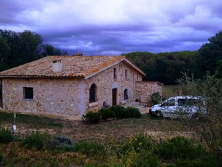 Masía histórica del siglo XVIII cerca Costa Brava