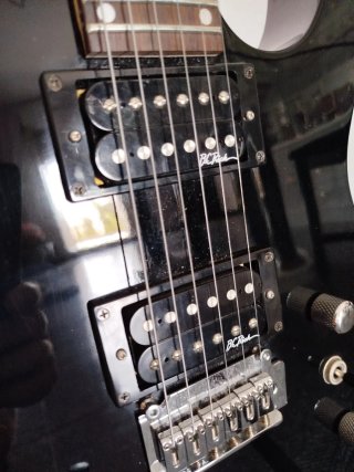 Guitarra Eléctrica y amplificador