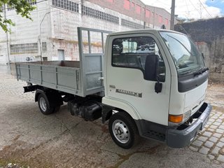 Nissan Cabstar 2005