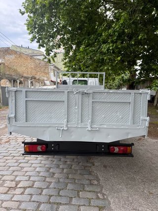 Nissan Cabstar 2005