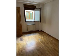 Piso en venta en Casco Antiguo en León