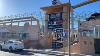 Local comercial en venta en El Puerto en Roquetas de Mar