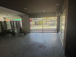 Local comercial en venta en El Puerto en Roquetas de Mar