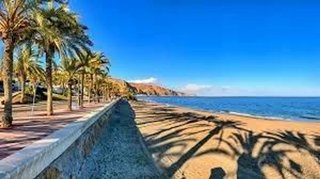 Local comercial en venta en El Puerto en Roquetas de Mar
