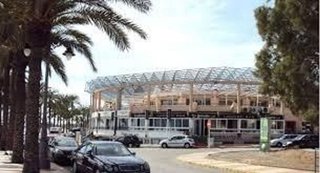 Local comercial en venta en El Puerto en Roquetas de Mar