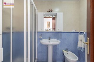 Piso en venta en Almanjáyar en Granada