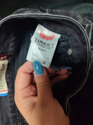 Pantalón vaquero negro