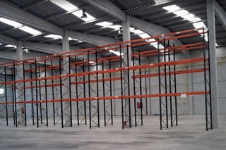 Nave industrial en alquiler en Abrera