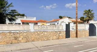 Chalet en venta en Miami Platja - Miami Playa en Mont-Roig del Camp