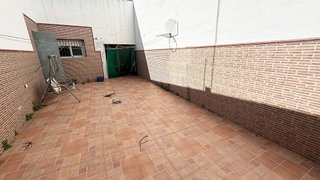 Chalet en venta en La Banda - Campo de Fútbol en Chiclana de la Frontera