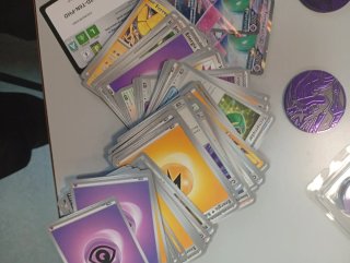 Cartas Pokémon GO - Paquetes y Monedas