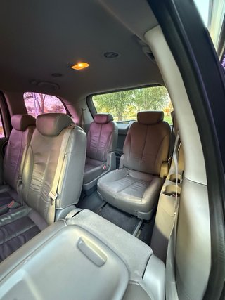 KIA Carnival 2011