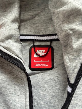 Nike Tech Fleece gris completo, talla M