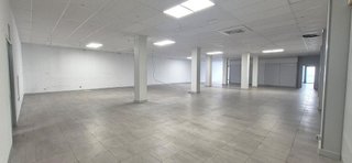 Local comercial en alquiler en Arrancapins en Valencia