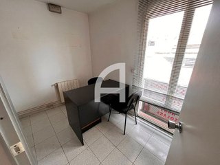 Oficina en venta en Instituts - Ponent - Sota el Camí Ral en Granollers