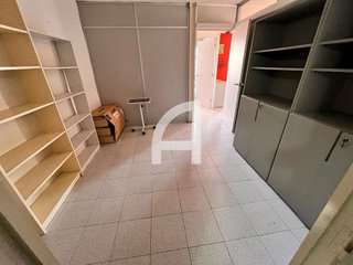 Oficina en venta en Instituts - Ponent - Sota el Camí Ral en Granollers
