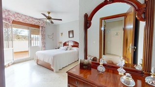 Chalet en venta en Poniente-Norte - Miralbaida - Parque Azahara en Córdoba