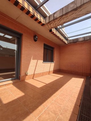 Ático en alquiler en Las Tablas en Madrid