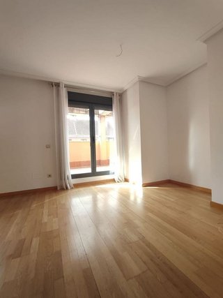 Ático en alquiler en Las Tablas en Madrid